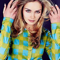 Николаева Юля